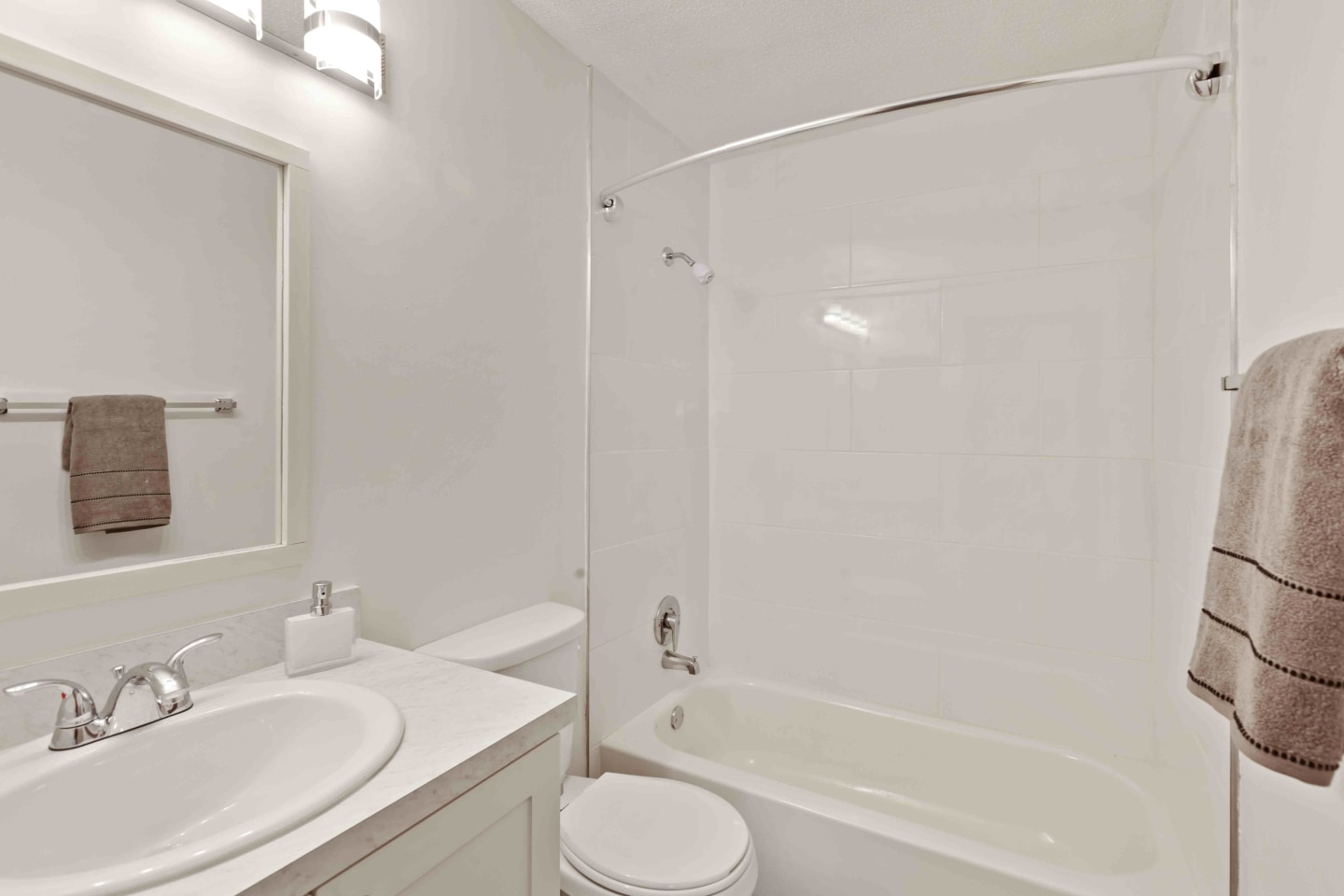 Verde Vue Image 14