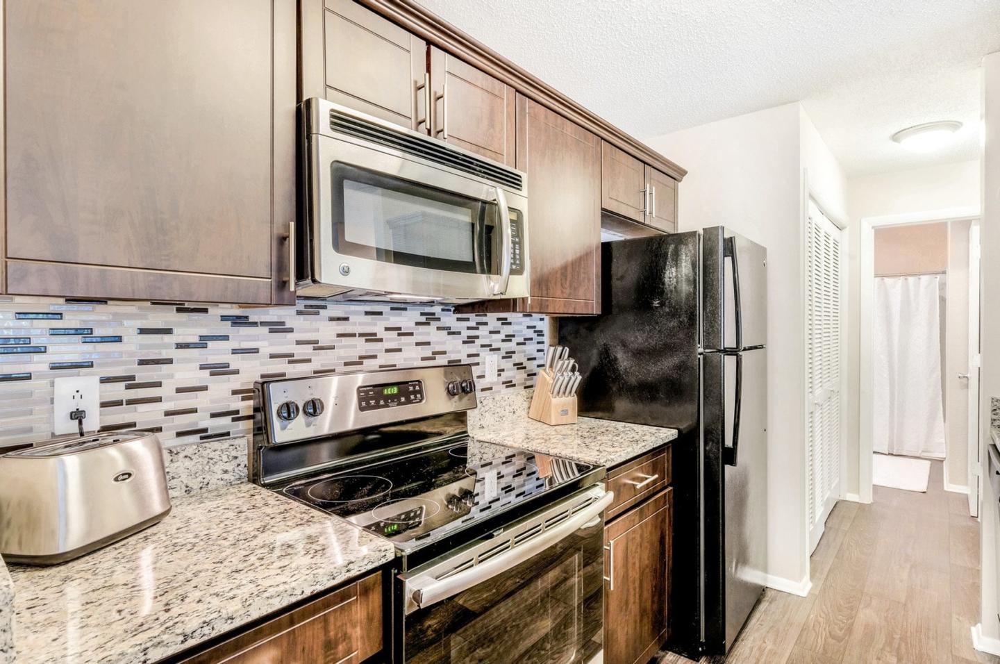 Affordable Housing - Southpark Commons Apartment Homes Image 8