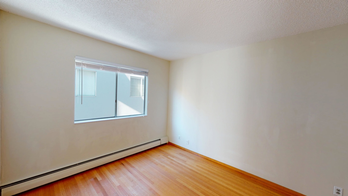 755 Green Street Image 13