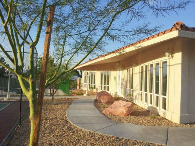 Senior Housing - Villas at Viking Road Image 3