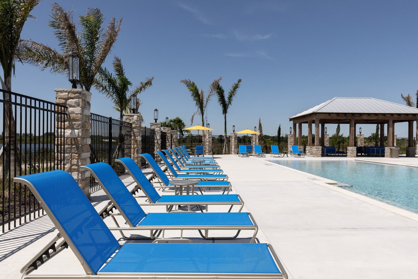 Cocoa Grand Apartments Image 4