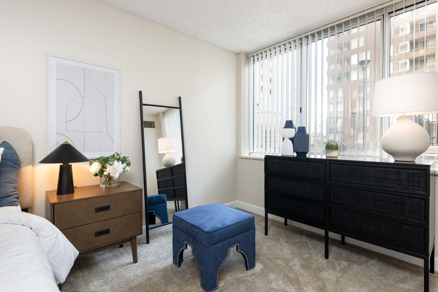 300 East Seventeenth Image 10