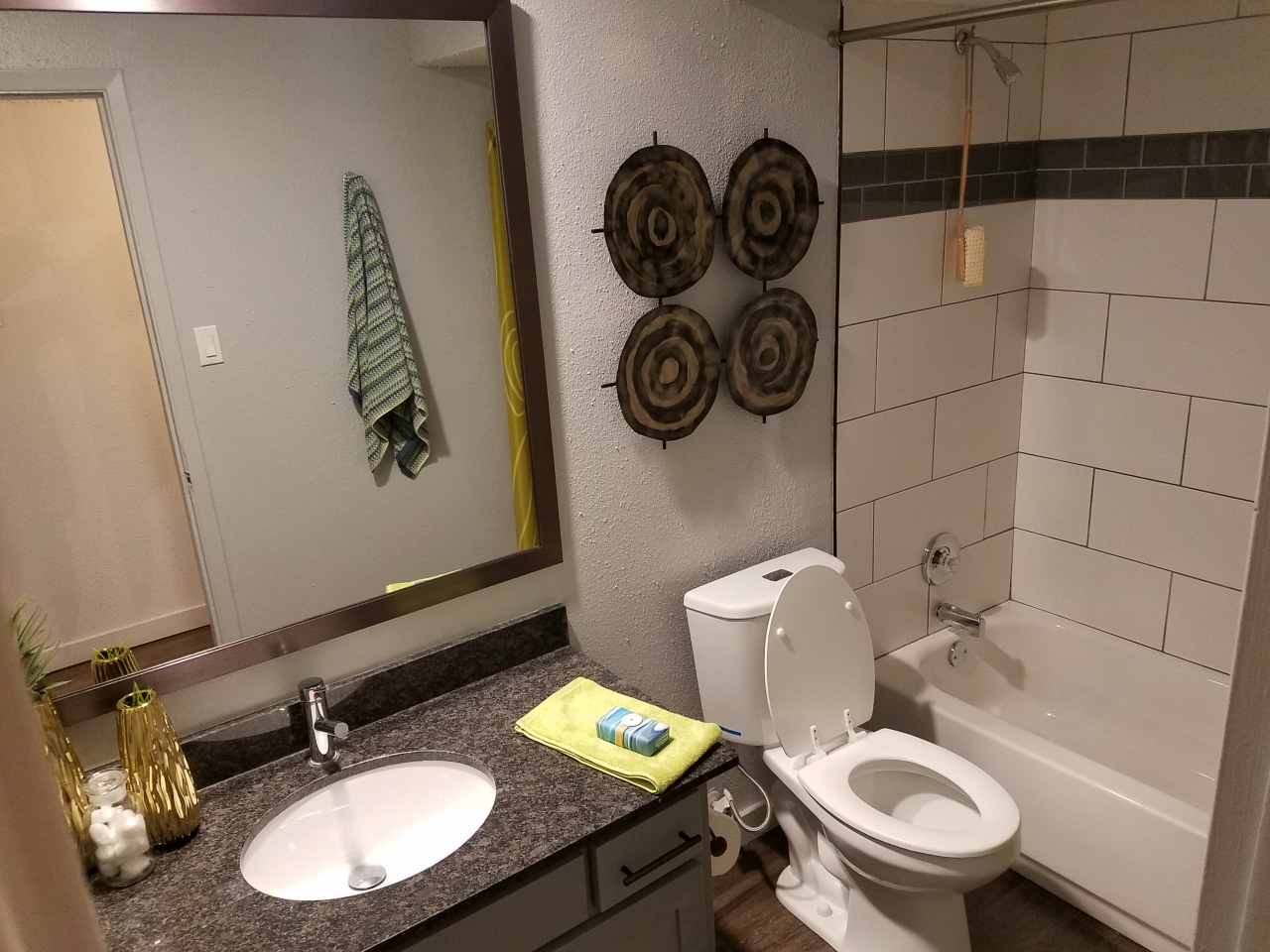 Verde Apartments Image 14