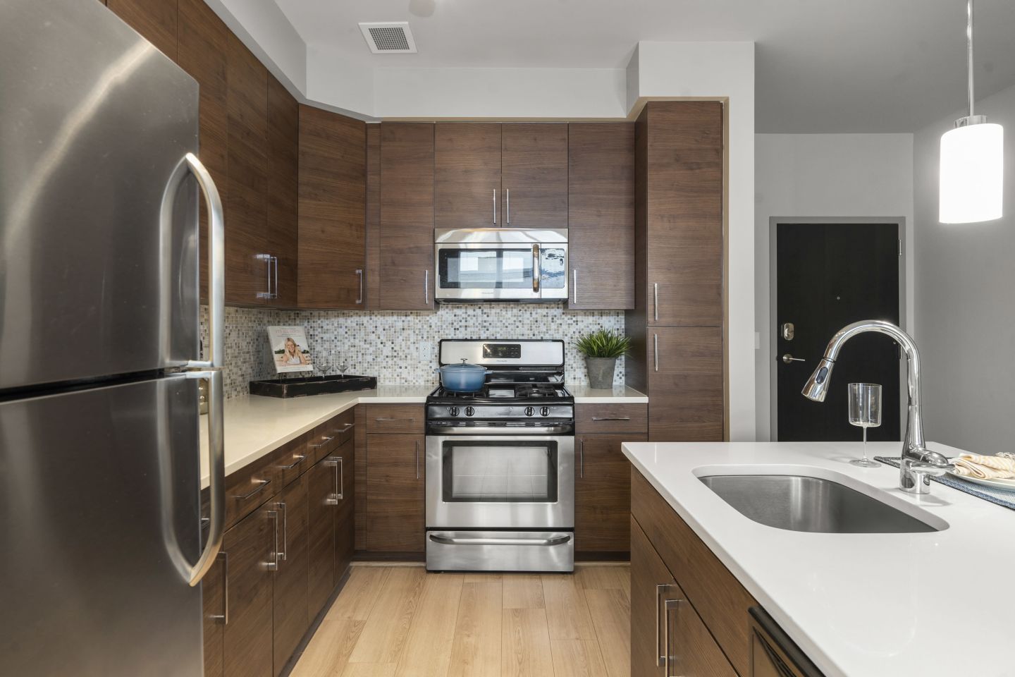 Cadence at Crown Apartments Image 14