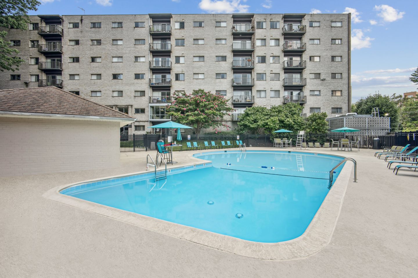 Roosevelt Towers Image 28