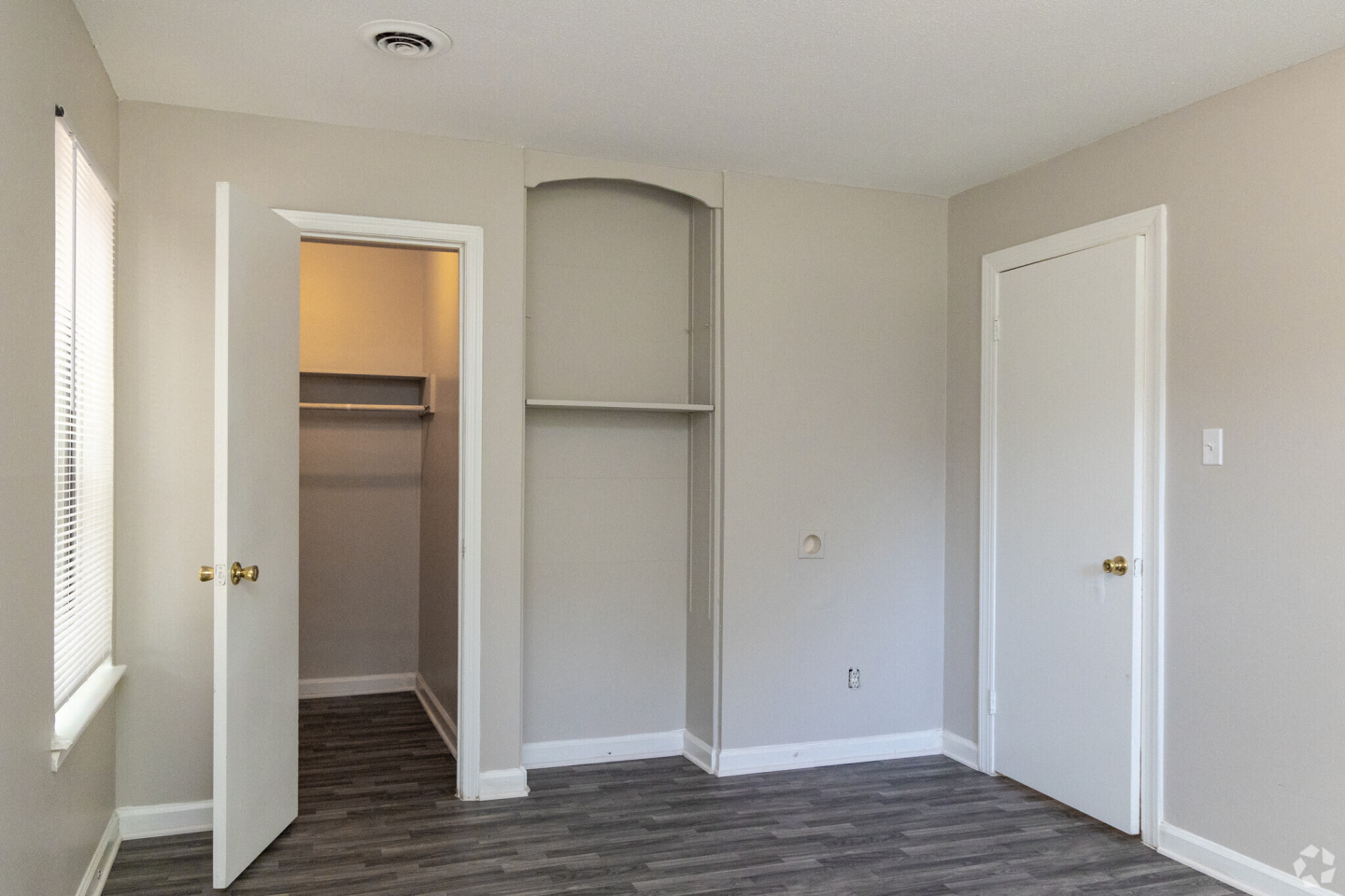 Residences at 1805 Image 8