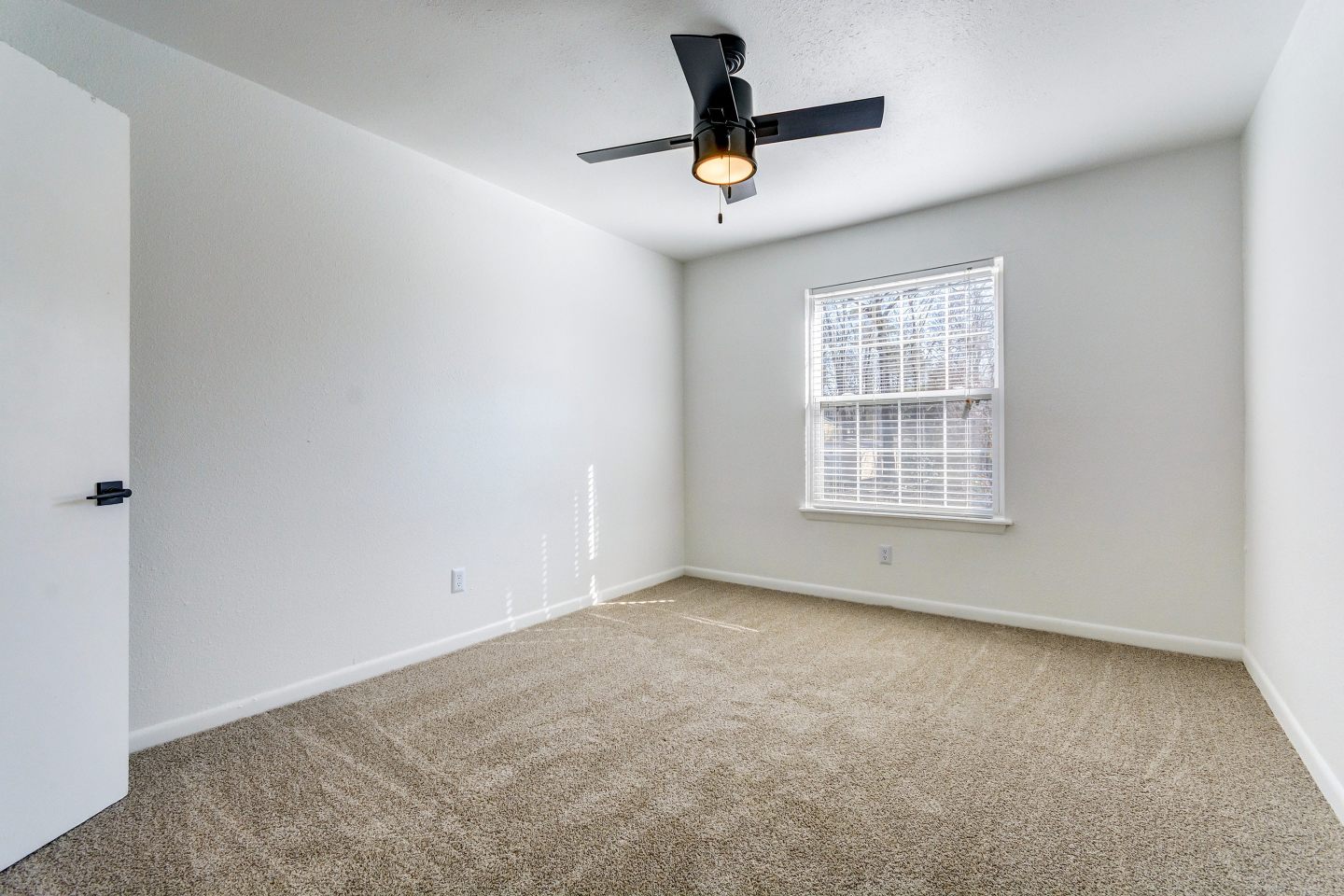 ReNew on Cantrell Image 20