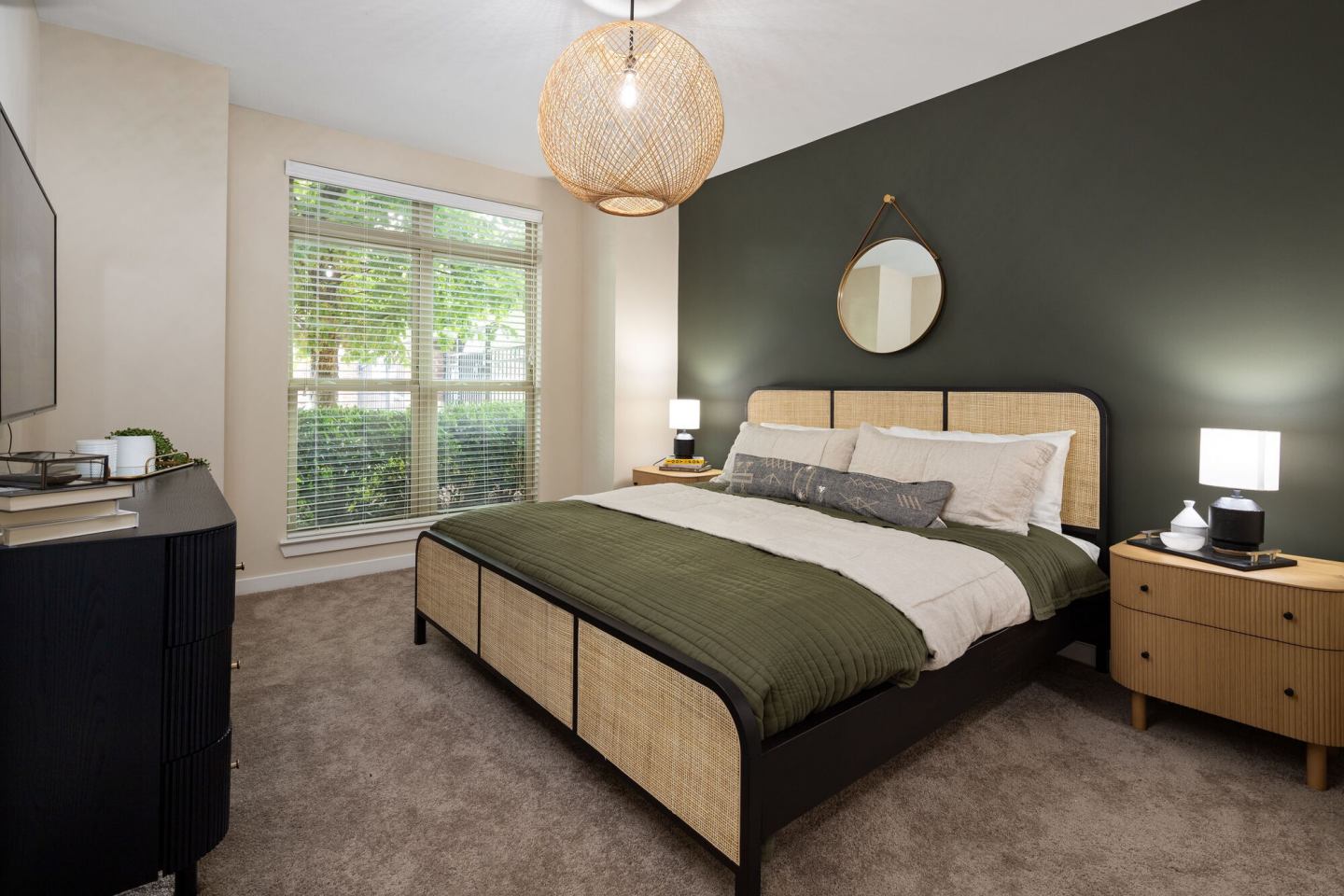 400 Belmont Image 5