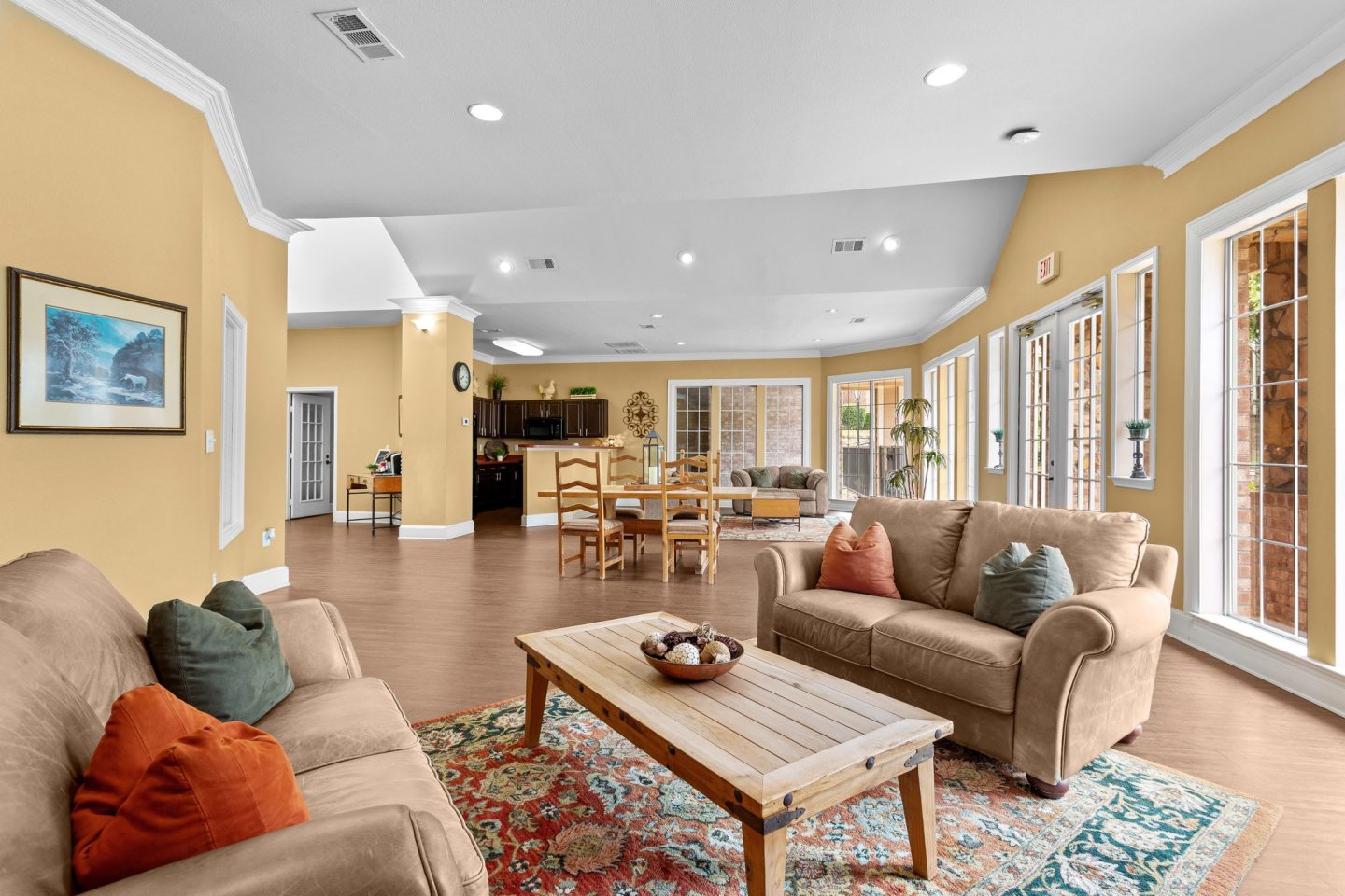 Southgate Glen Image 25