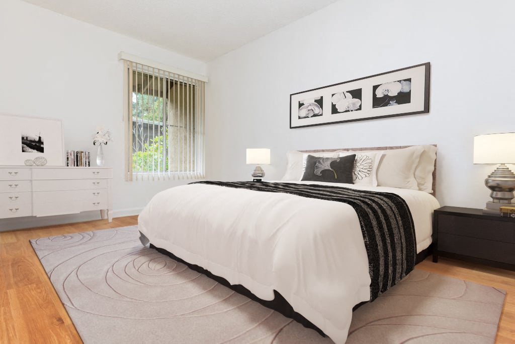 The Villas at Harbor Pointe Image 3