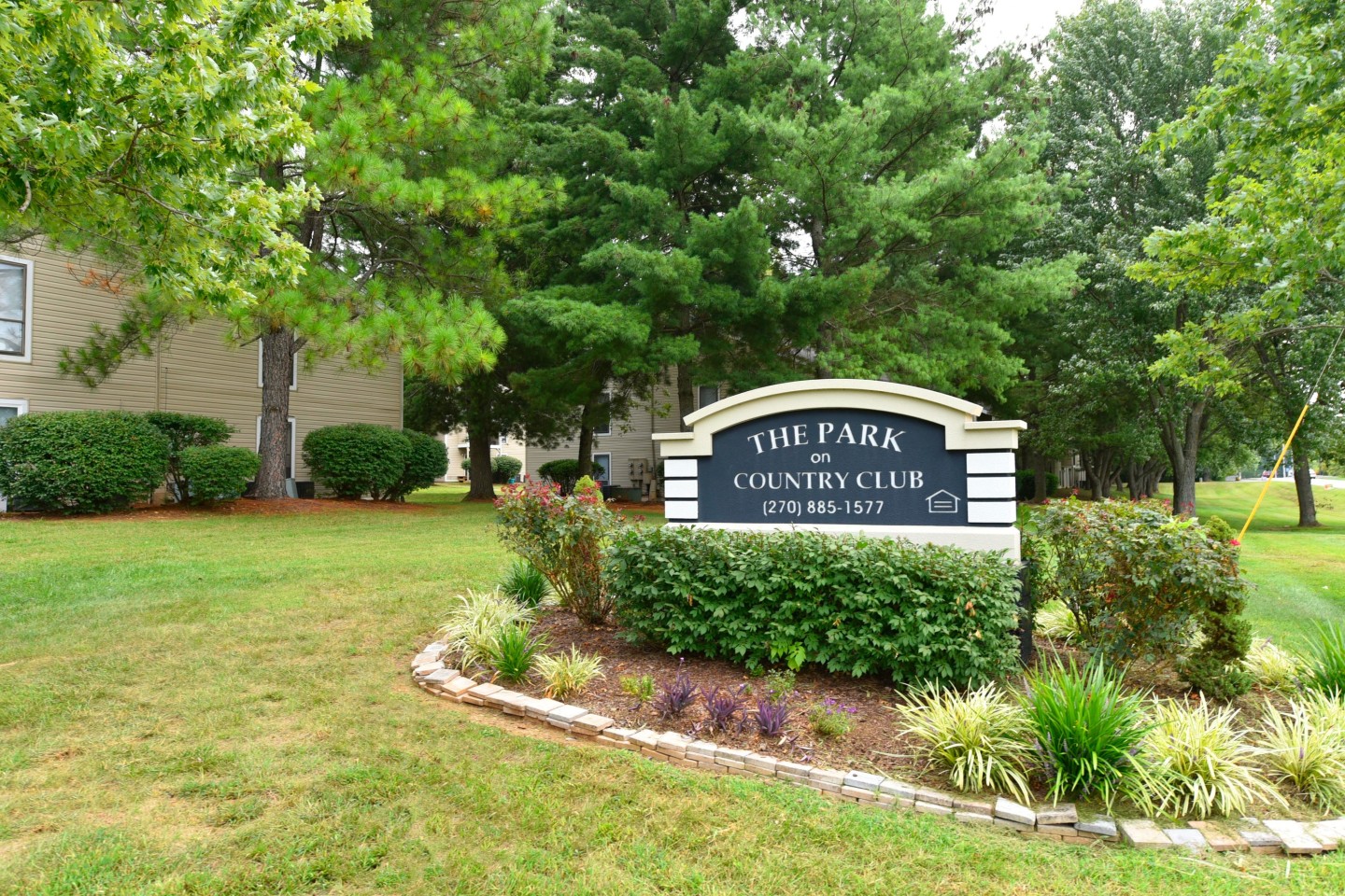 Park on Country Club Image 24