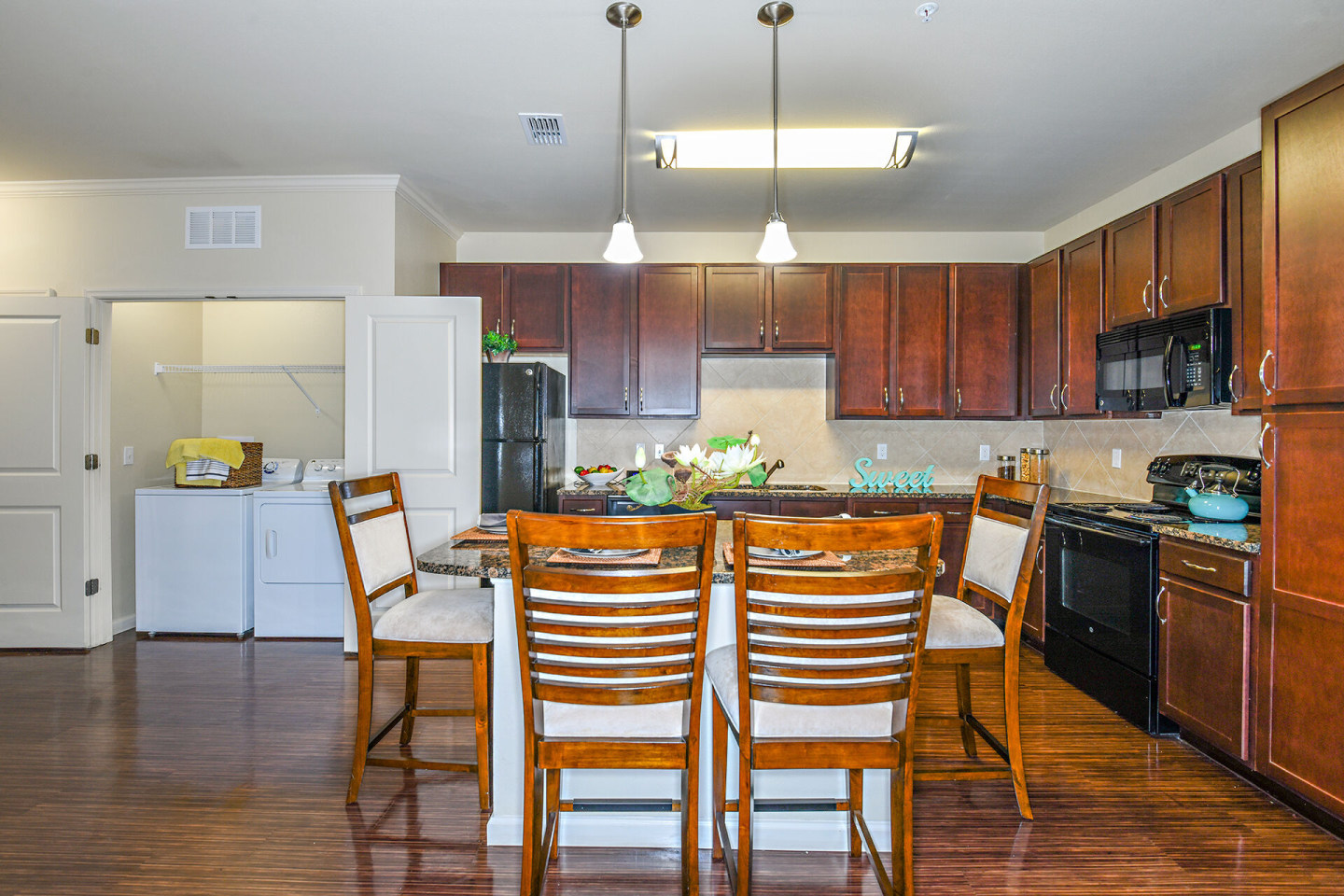 Sanctuary at Eagle Creek Apartments Image 3