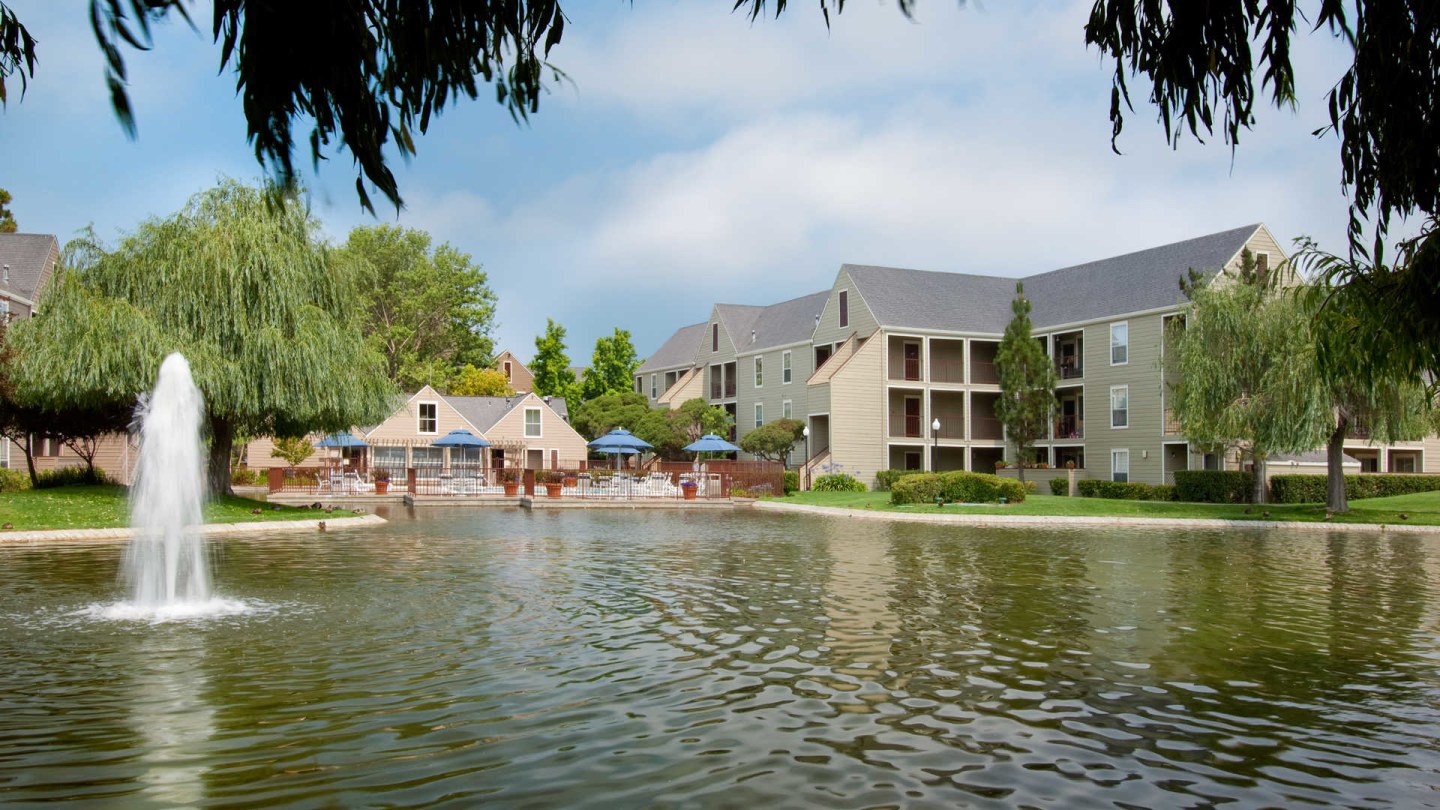 Riva Terra Apartments at Redwood Shores Image 16