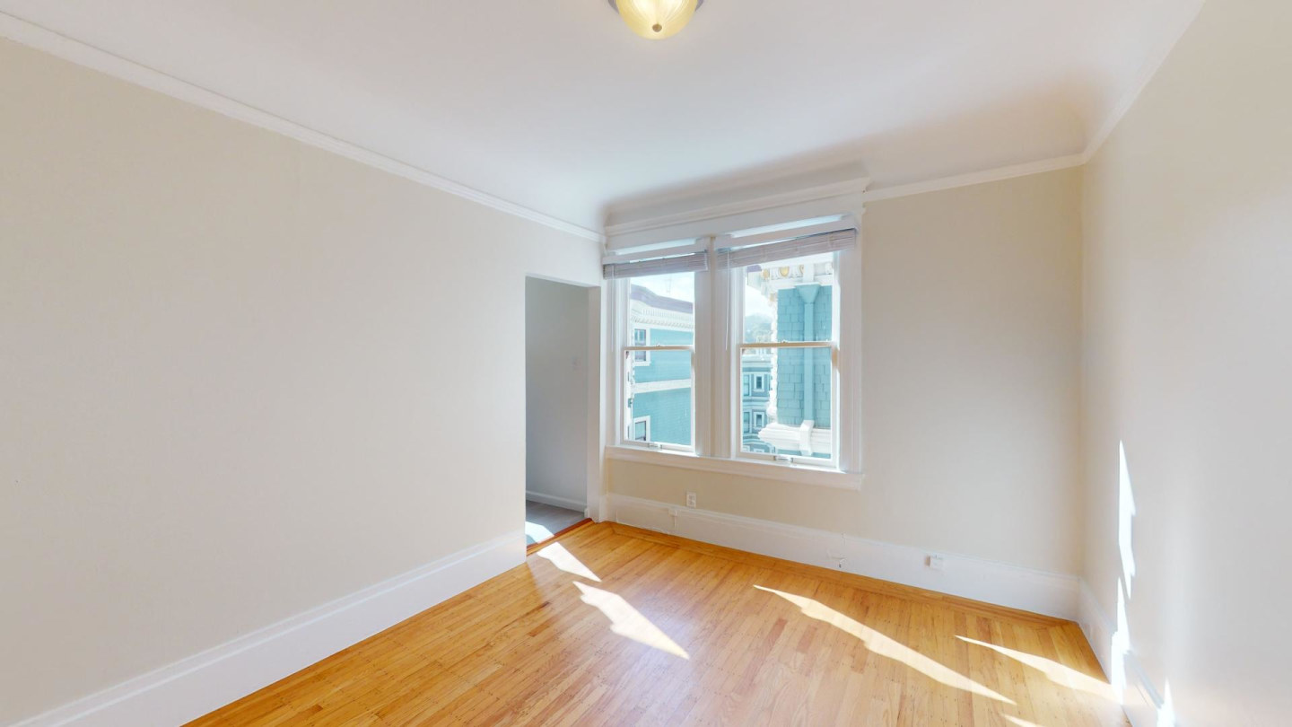 400 DUBOCE Image 18
