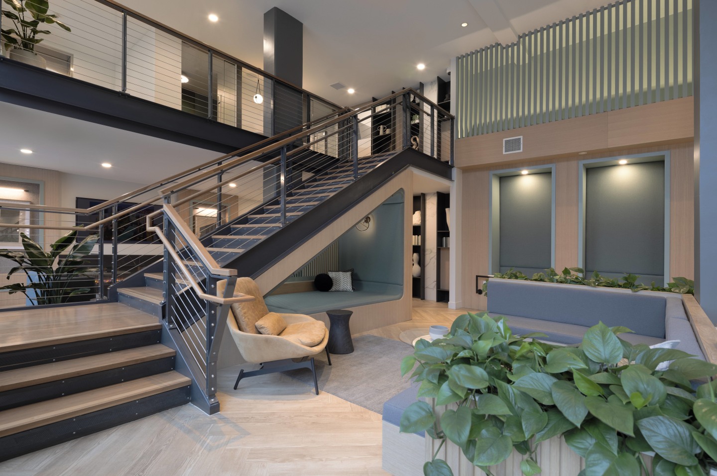 Loft House Image 36