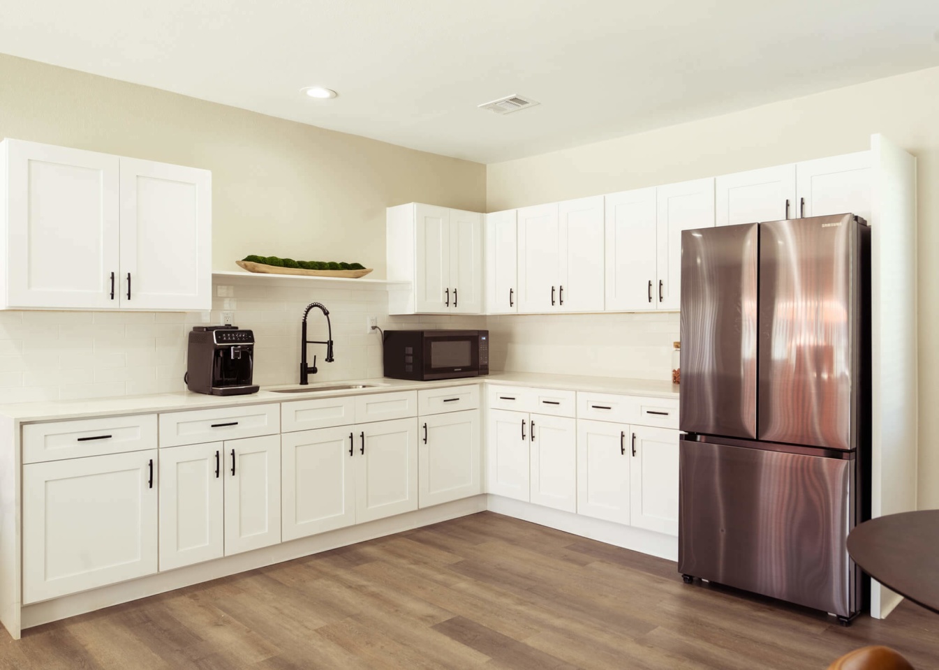 Highpoint Creek Apartments Image 2