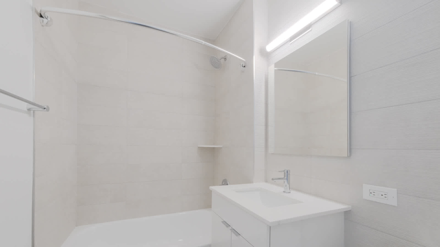 777 6th Avenue Image 35