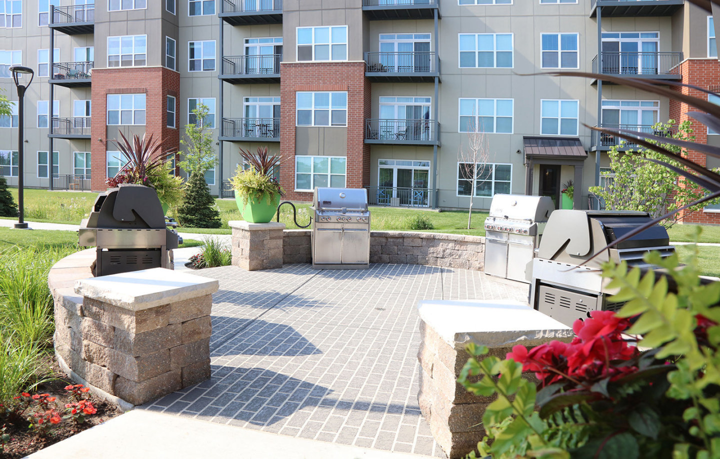 The Residences at Hamilton Lakes Image 17