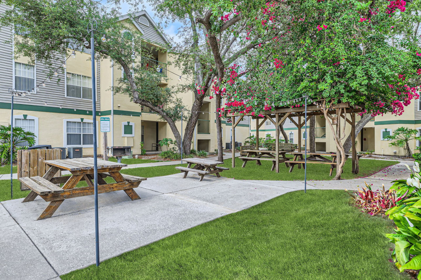 Affordable Housing - Golden Oaks Image 4