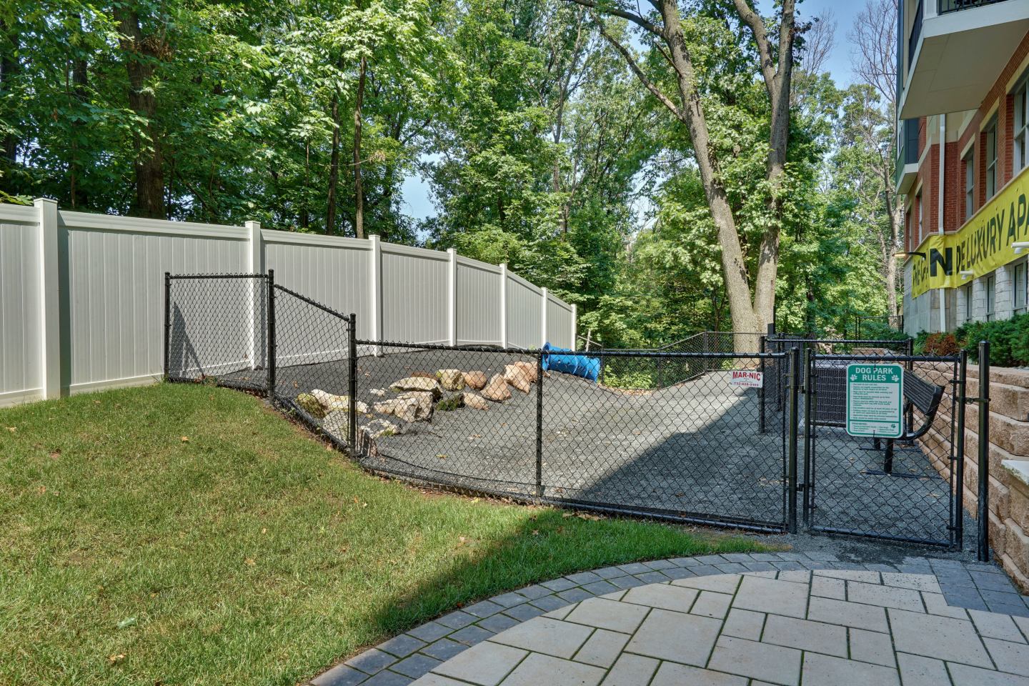 The Grande at Metropark Image 36
