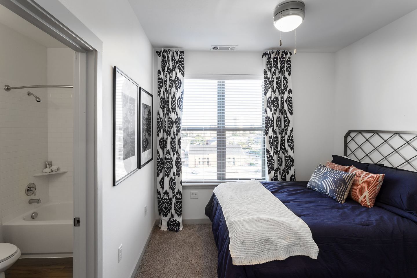 Student Housing- Hudson Image 2