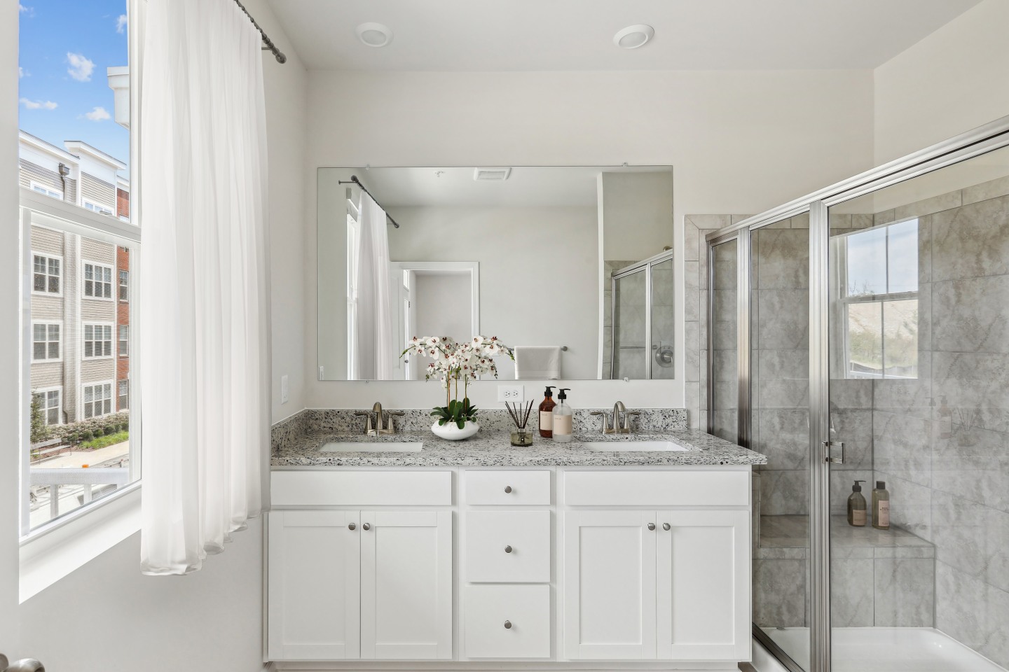 Refinery Townhomes Image 27