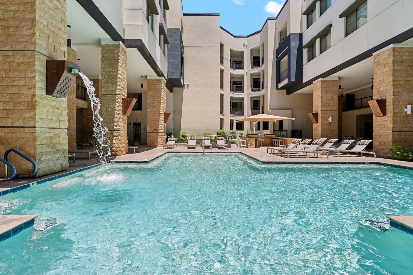 The Scottsdale Grand Apartments Image 21