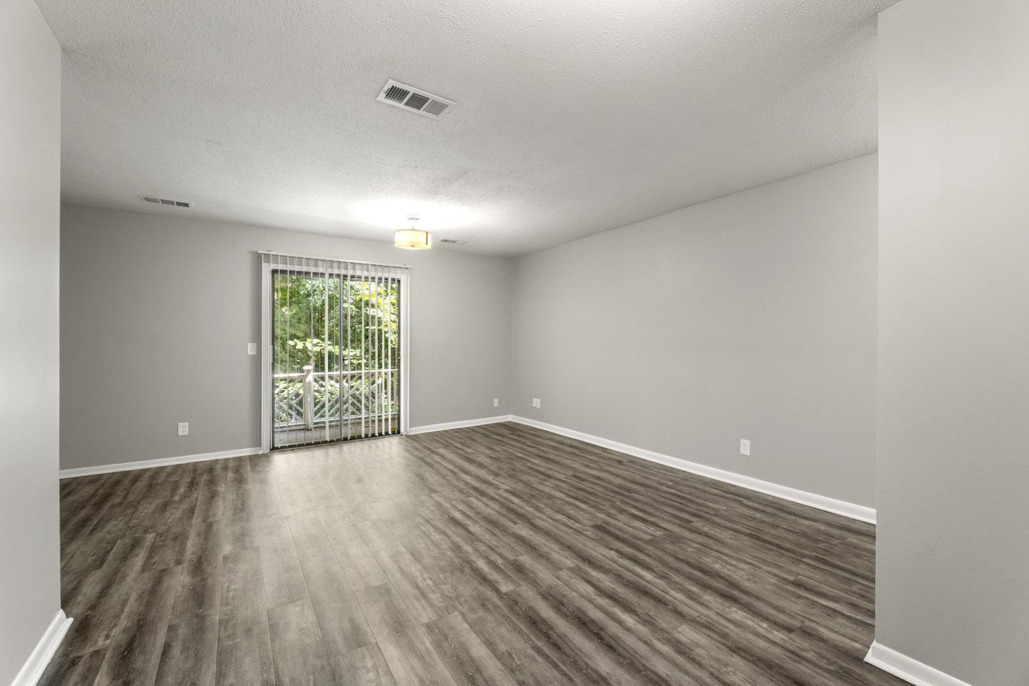 Woodbriar Management Image 21