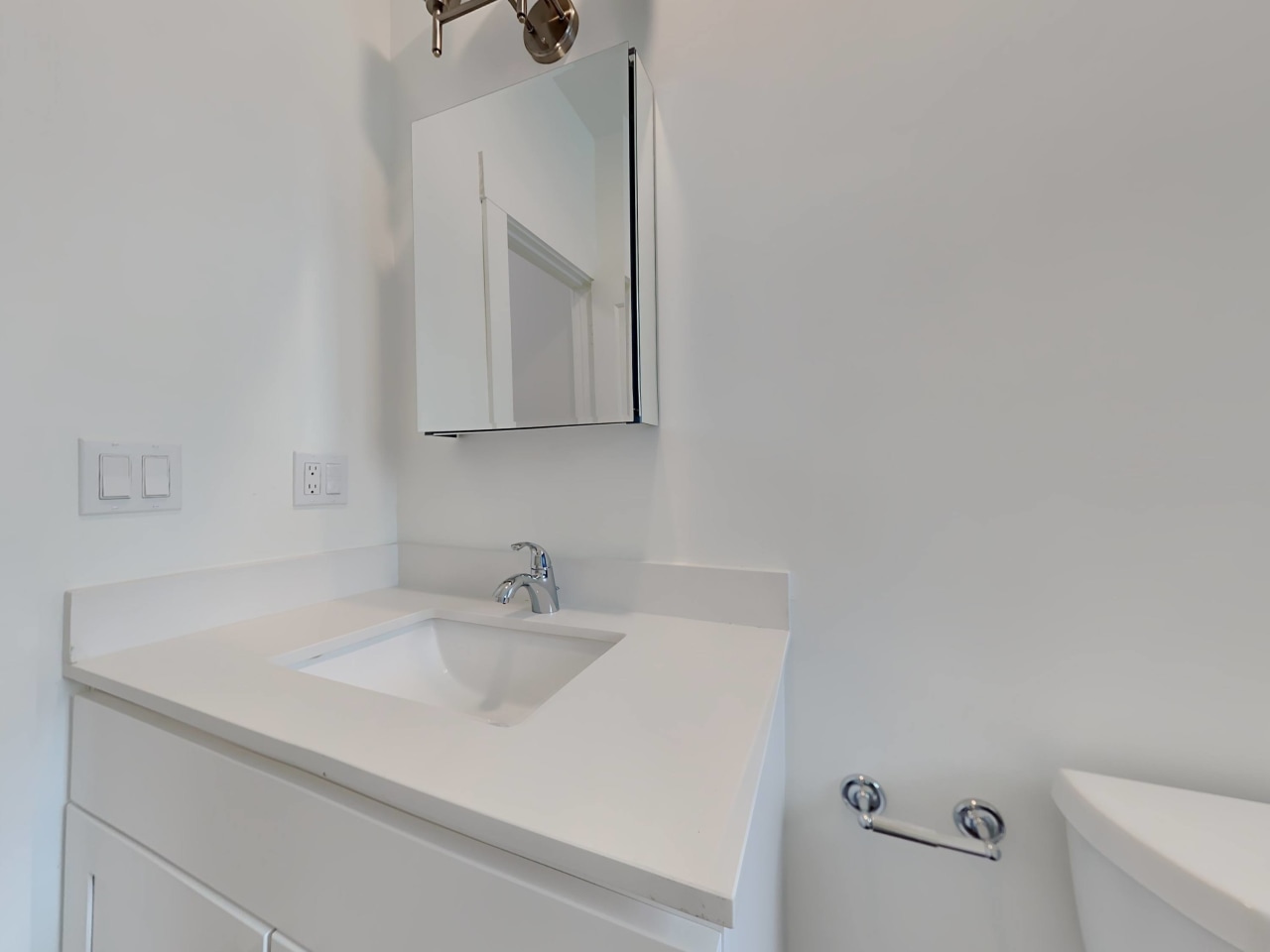 590 8th Ave Image 15