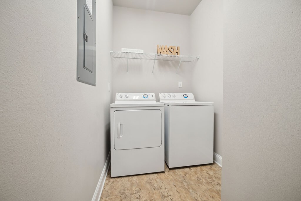 The Apartments at Shade Tree Image 23
