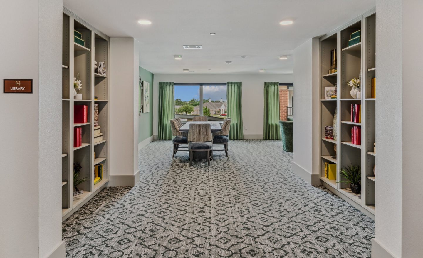 Hudson Oaks Image 20