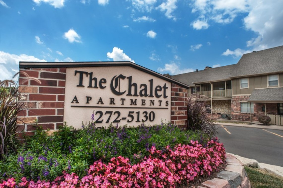 Chalet Apartments Image 1