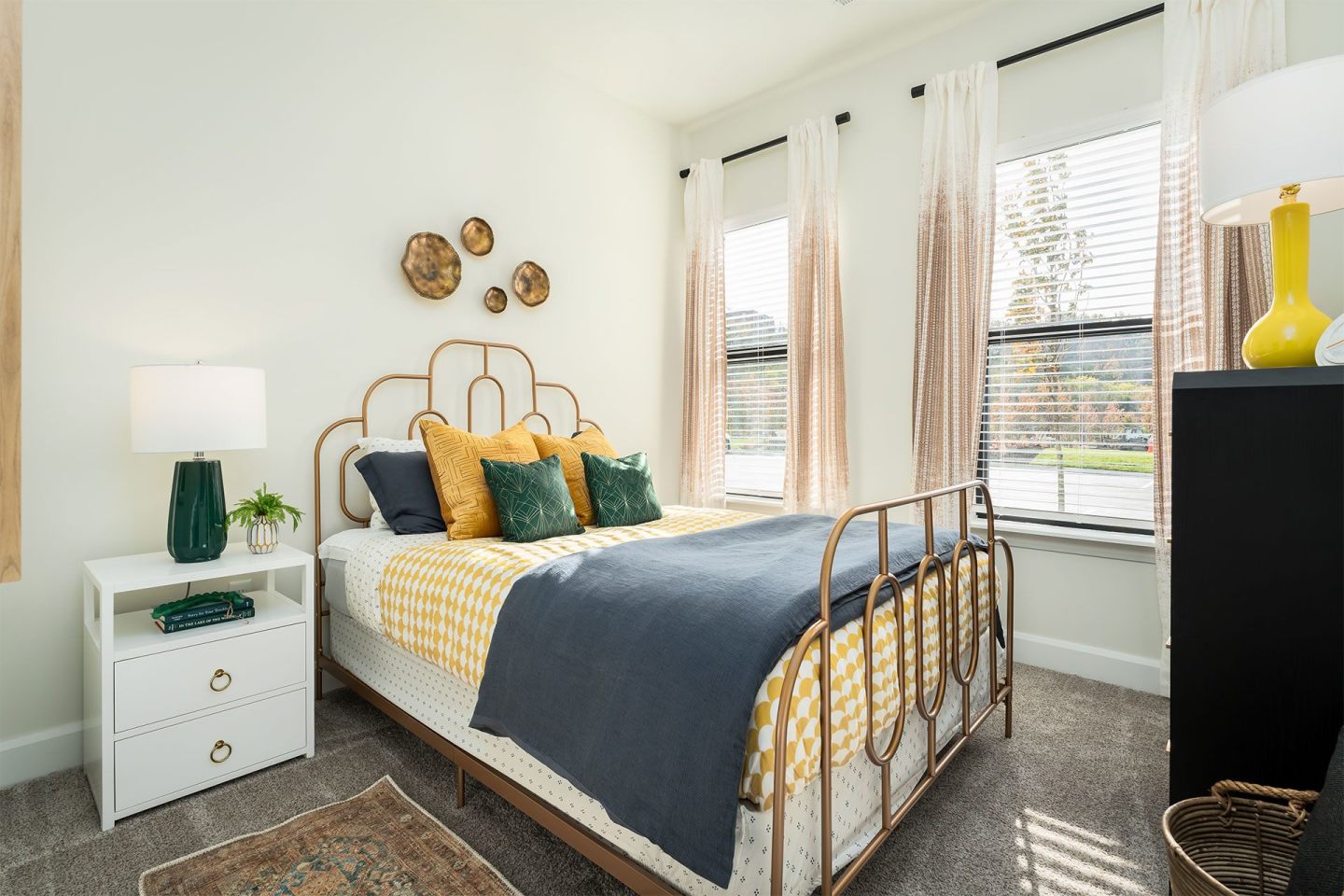 Skytop Apartments Image 16