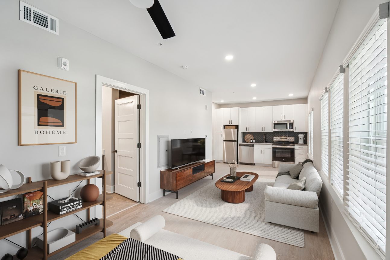 900 Willow Image 18