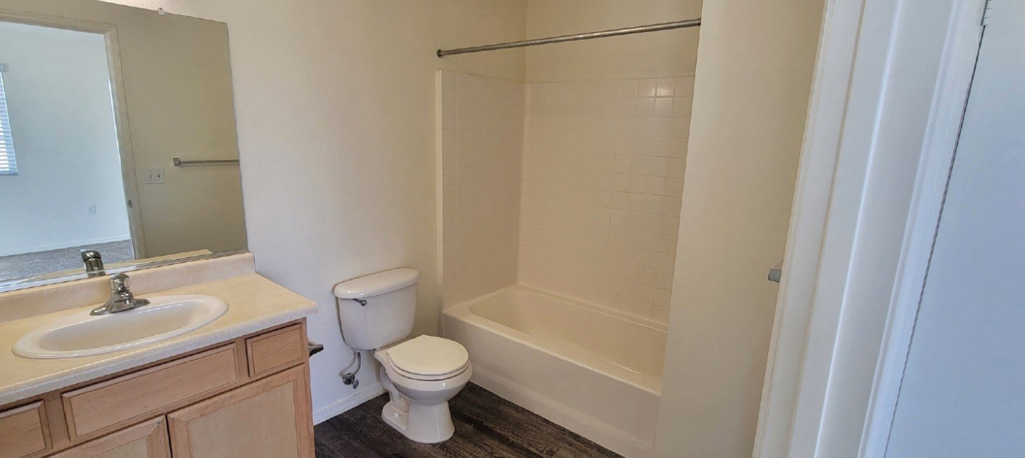Larkspur Village Apartments Image 23