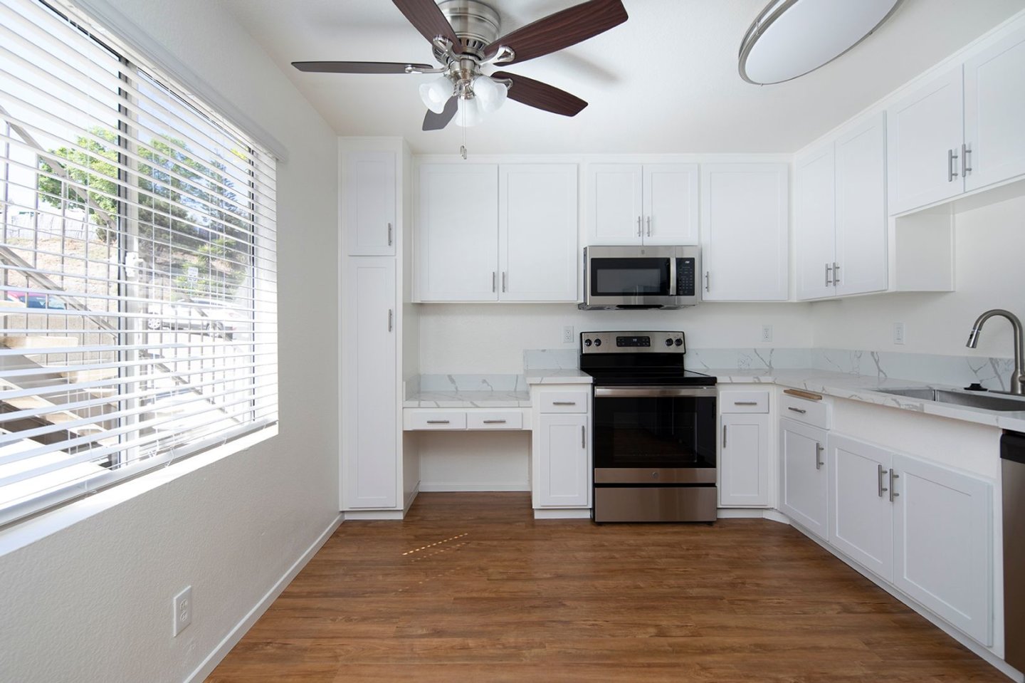 Jackson 23 Apartments Image 1