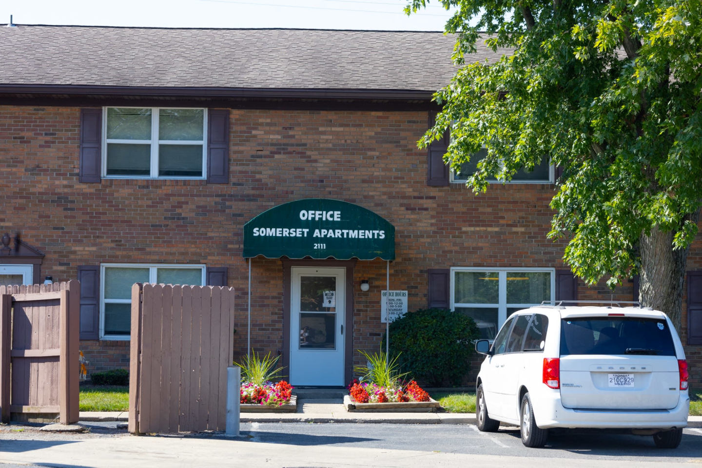 Somerset Apartments Image 13