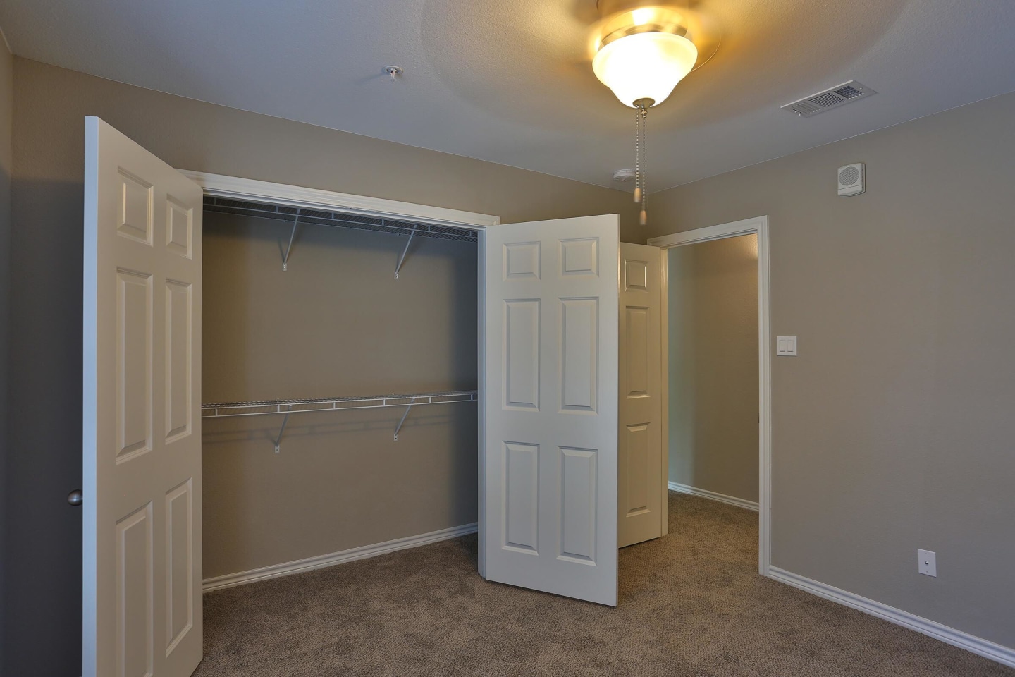 The Palisades at Bear Creek Apartment Homes Image 22
