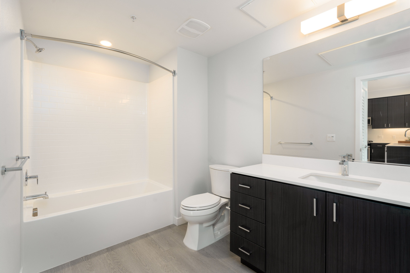 MV Apartments Image 8