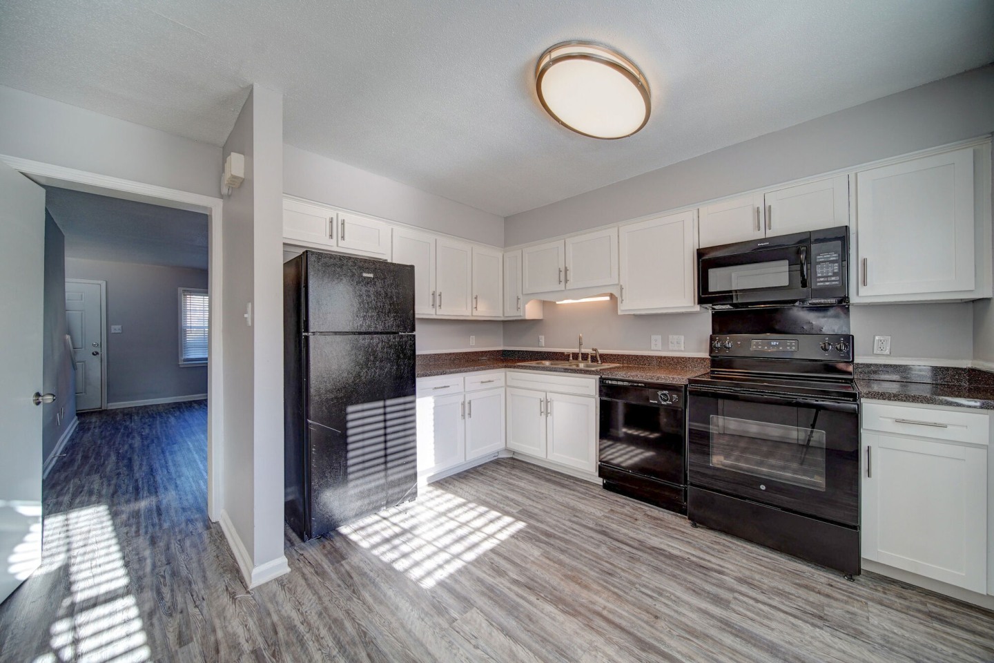 Oakview Terrace Image 6