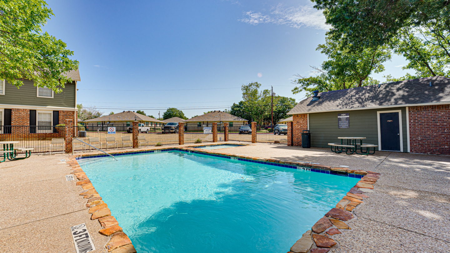 Arbors of Cleburne Image 19
