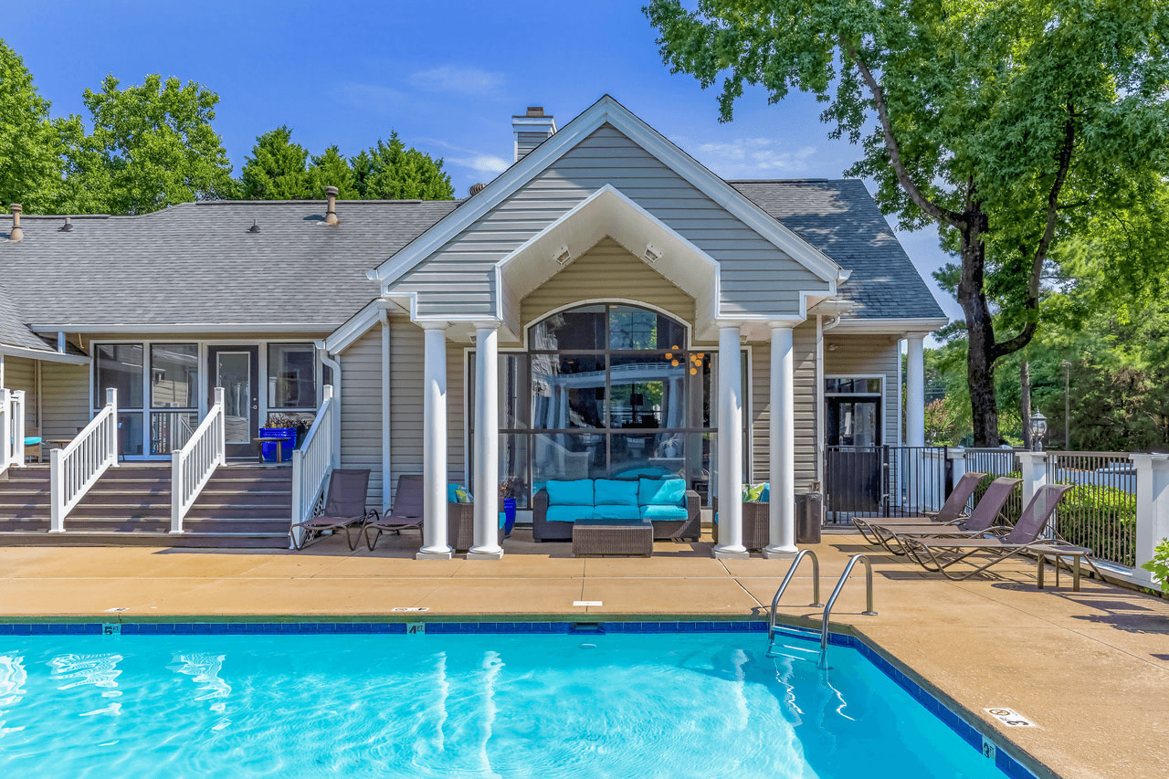 Affordable Housing -  Bridges at Mallard Creek Apartment Homes Image 10