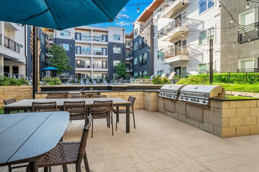 Larq Henderson Apartments Dallas Image 4