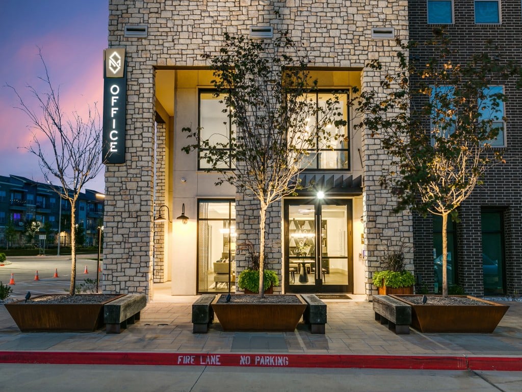 Sagemont Luxury Living Image 111
