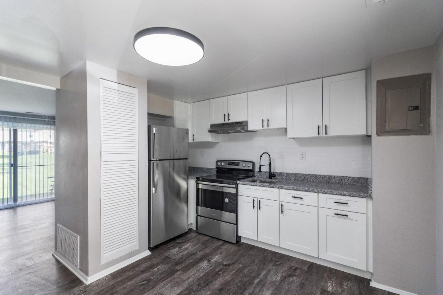 Townhomes at River's Crossing Image 2