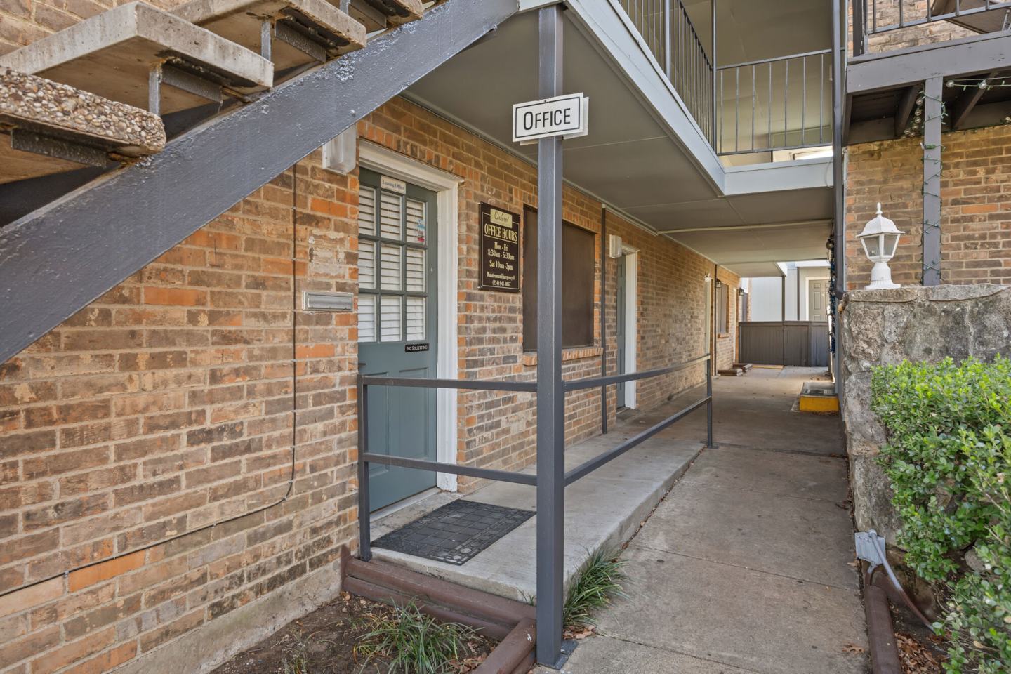 Oakwood Image 2