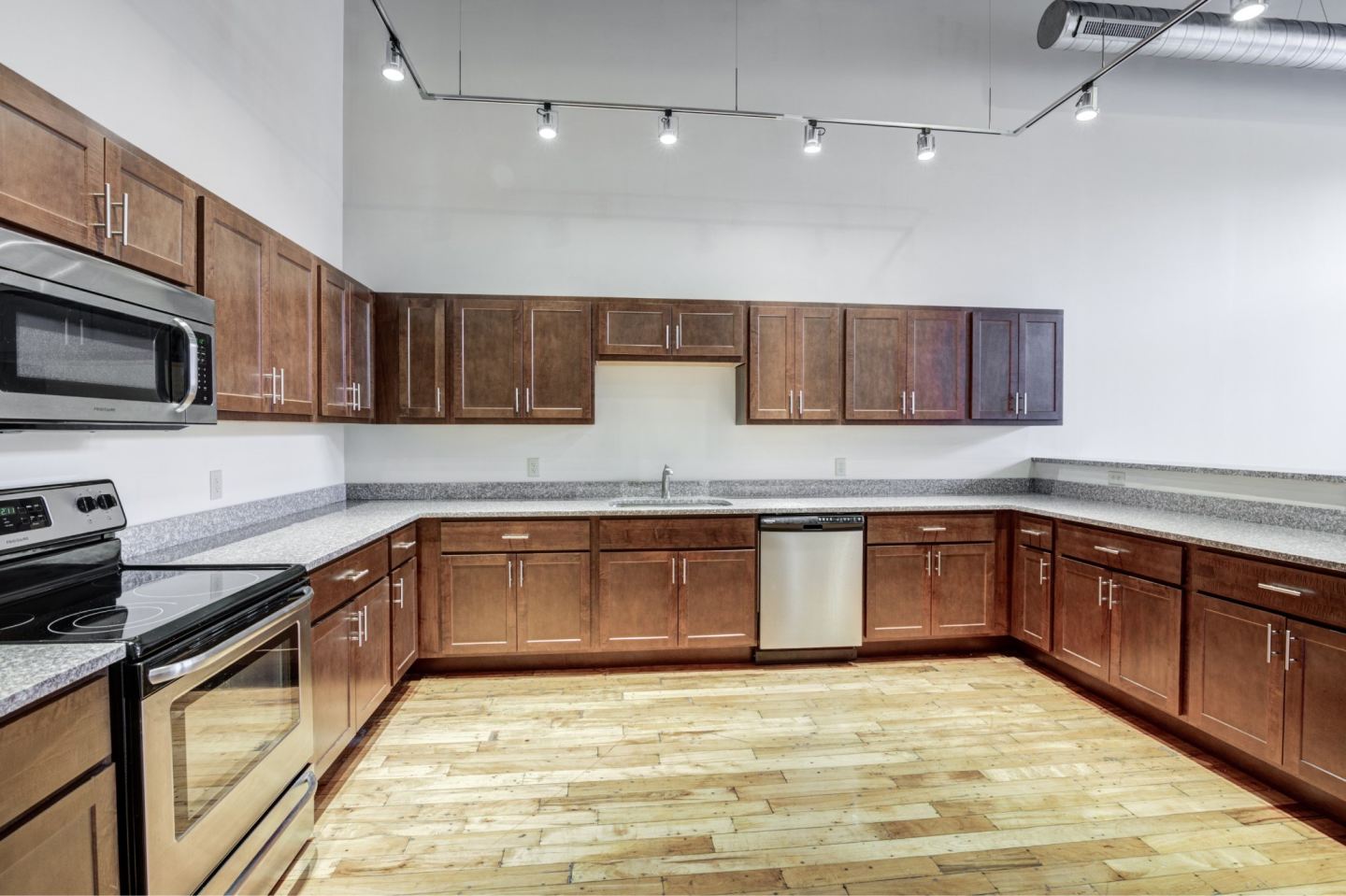 Albany Lofts at One Broadway Image 20