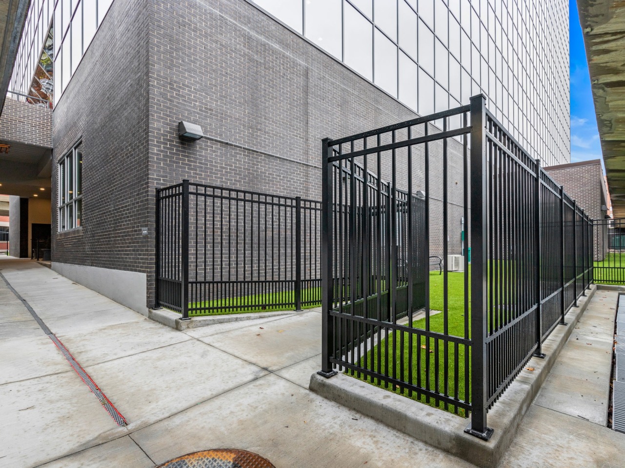 Flashcube Luxury Apartments Image 14