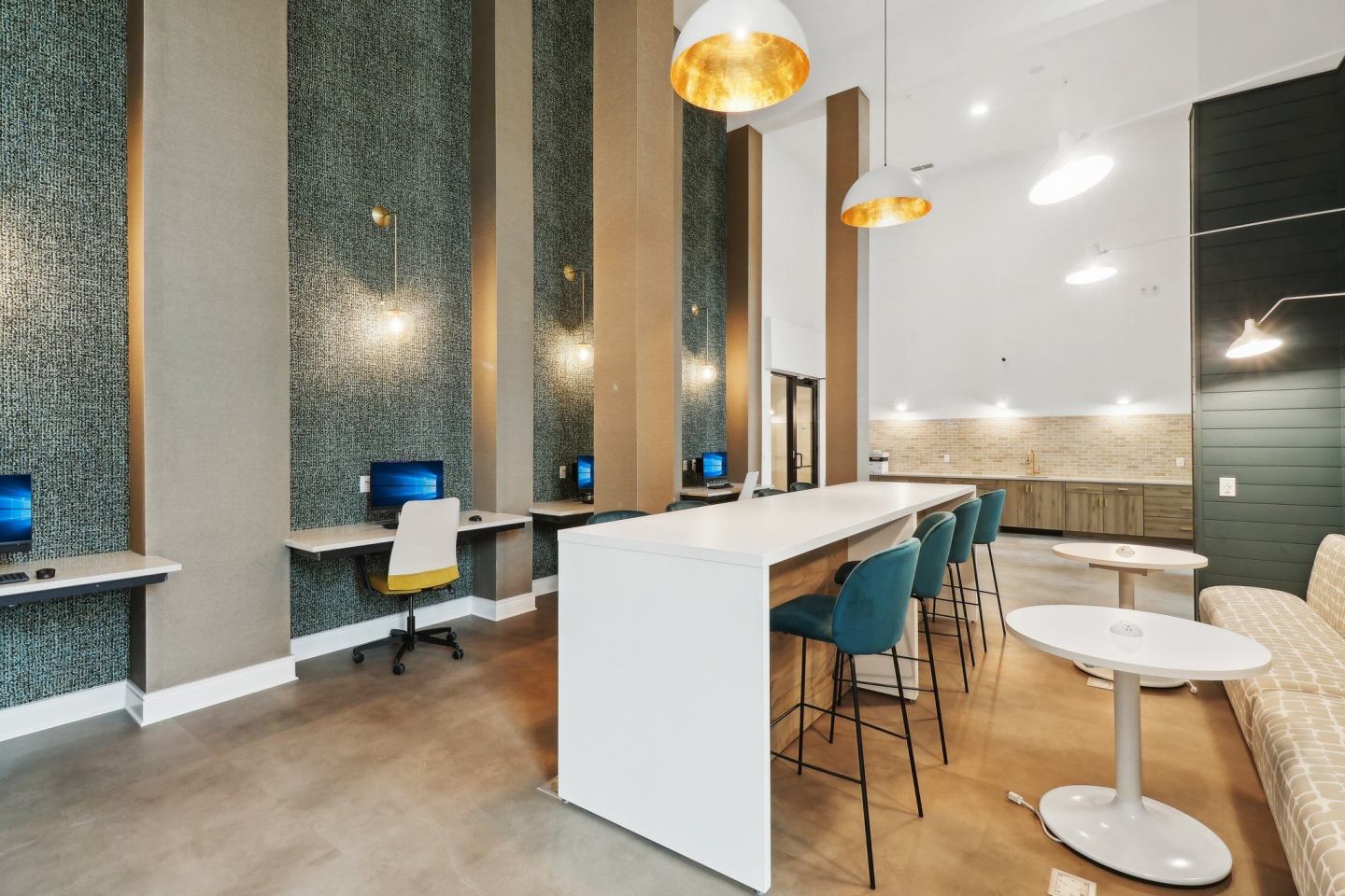 Tropia Luxury Apartments Image 5