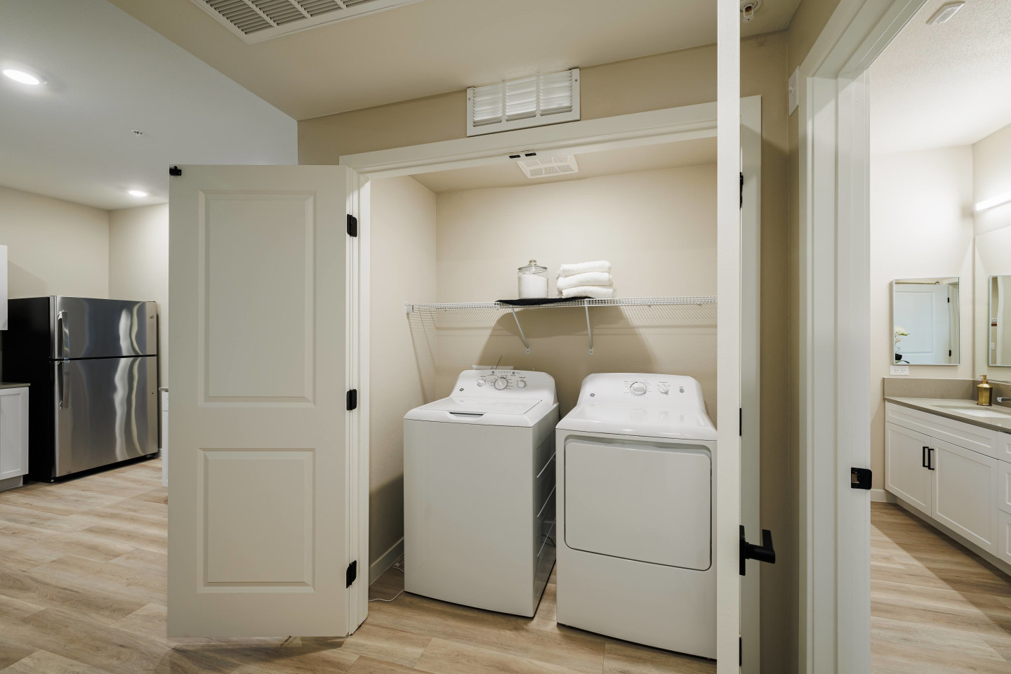 Sync Apartment Homes Image 16